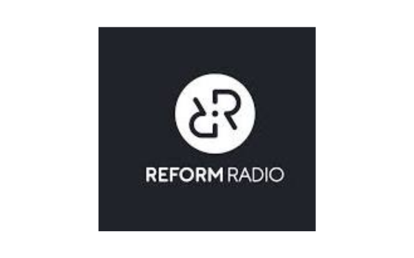 Logo; Reform Radio, two R letters inside white circle on black background